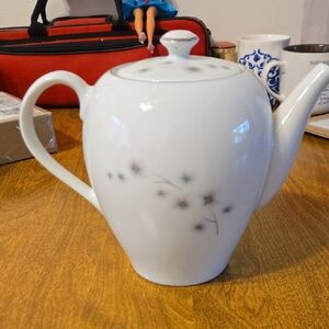 Elegant White Floral Teapot